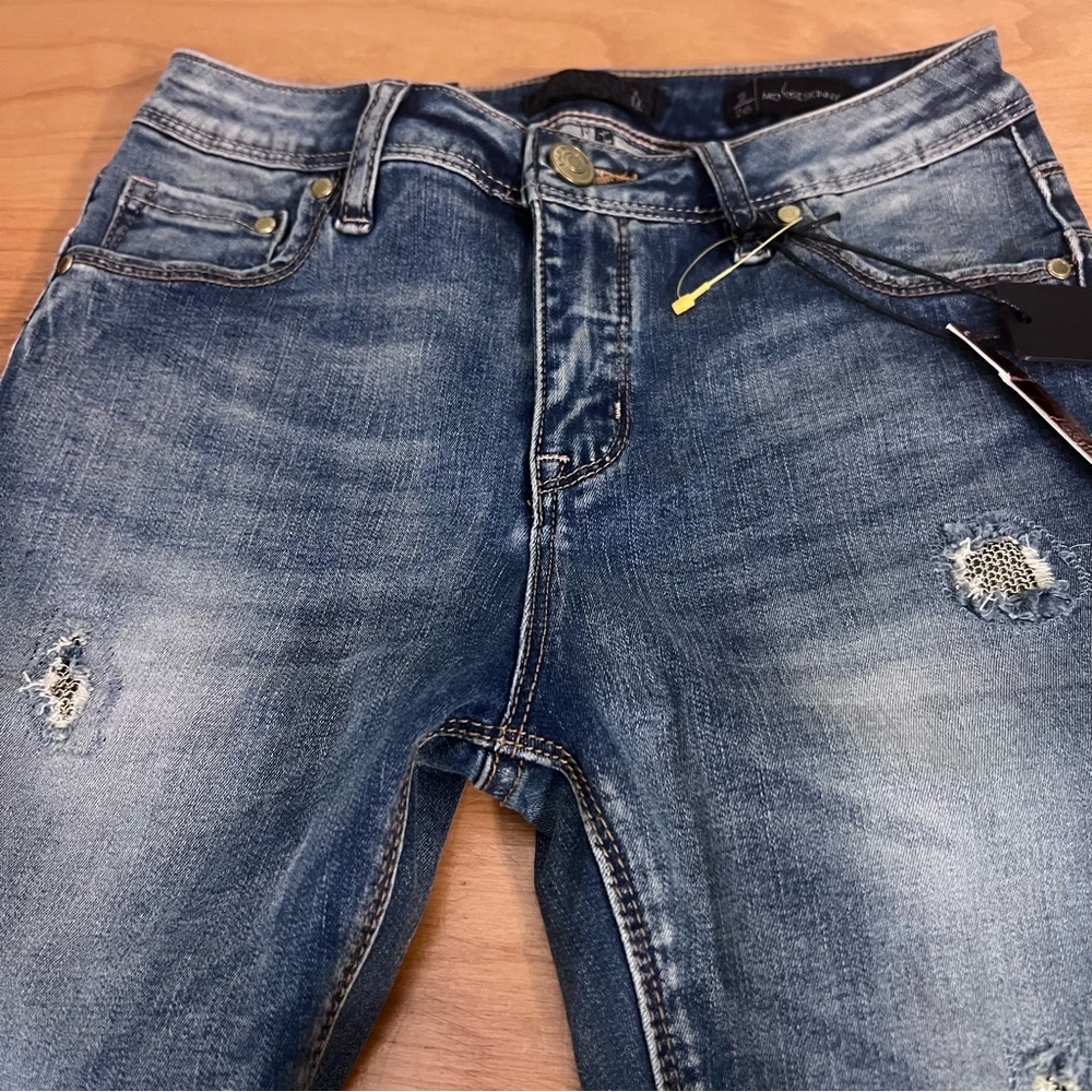 Lala Anthony jeans size 2. New with tags.